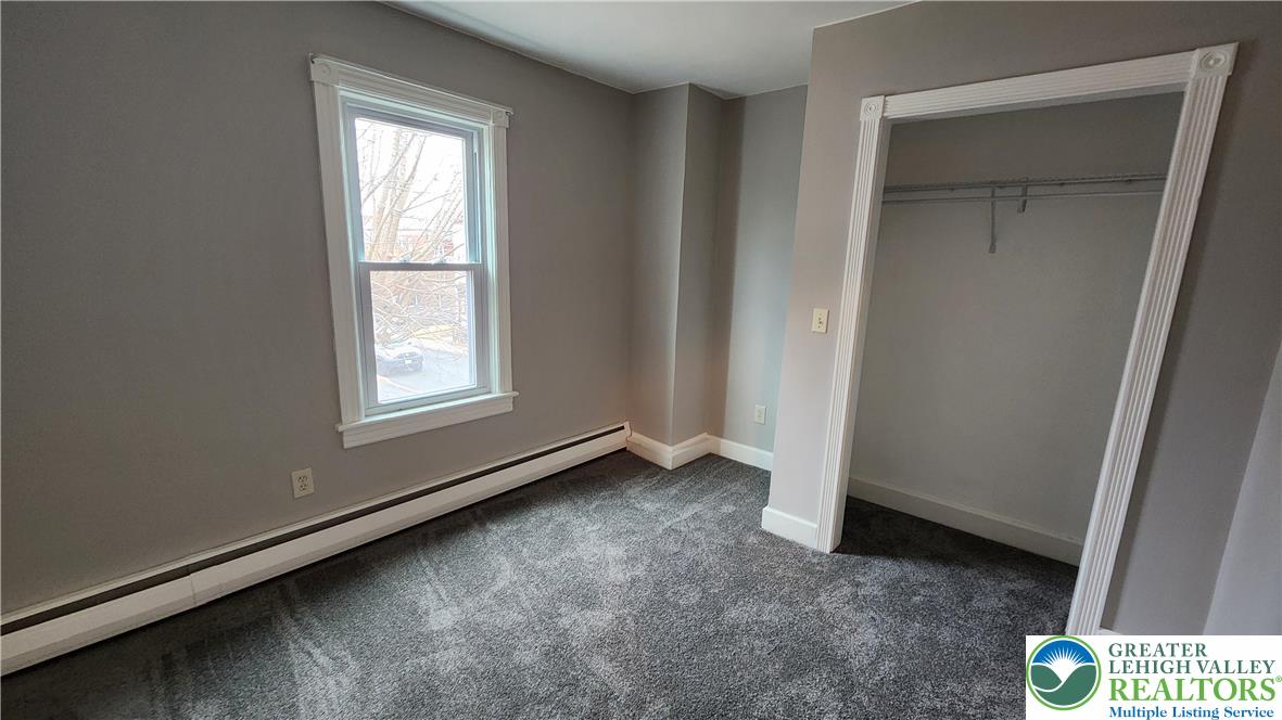 26 East Walnut Street Property Photo 15