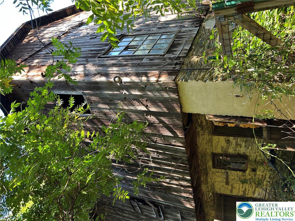 1846 Independent Road Property Photo 2