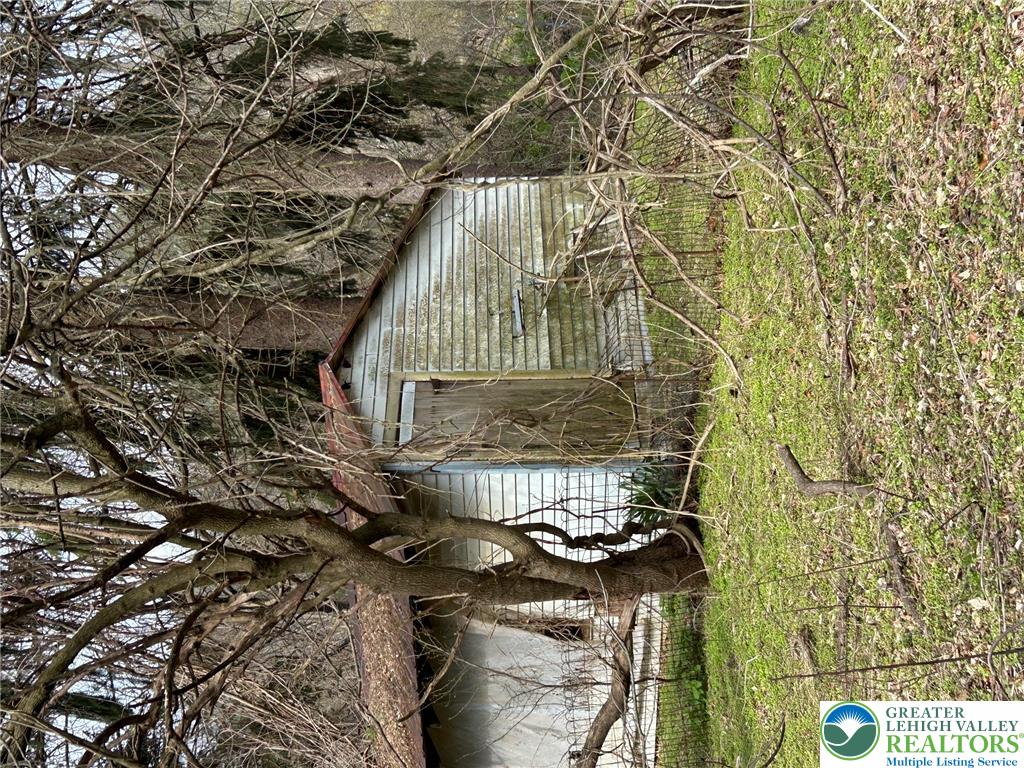1846 Independent Road Property Photo 12
