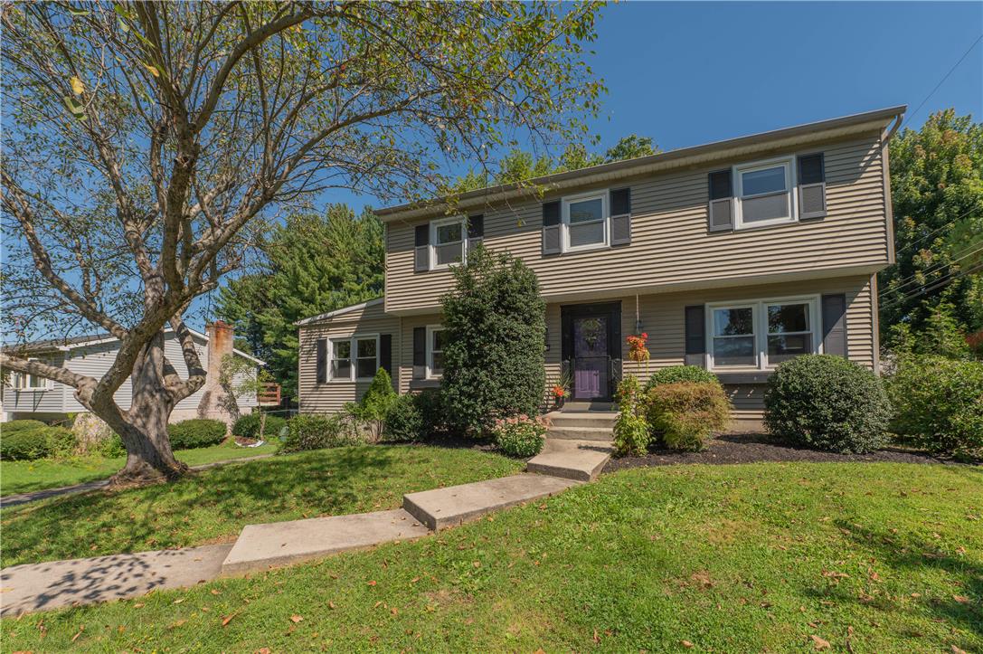 1063 Manor Drive Property Photo 1