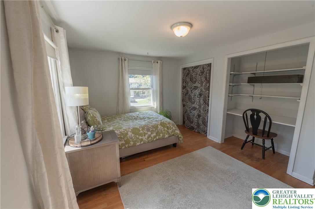 1063 Manor Drive Property Photo 15