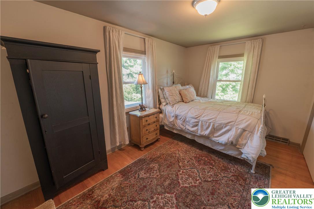 1063 Manor Drive Property Photo 17