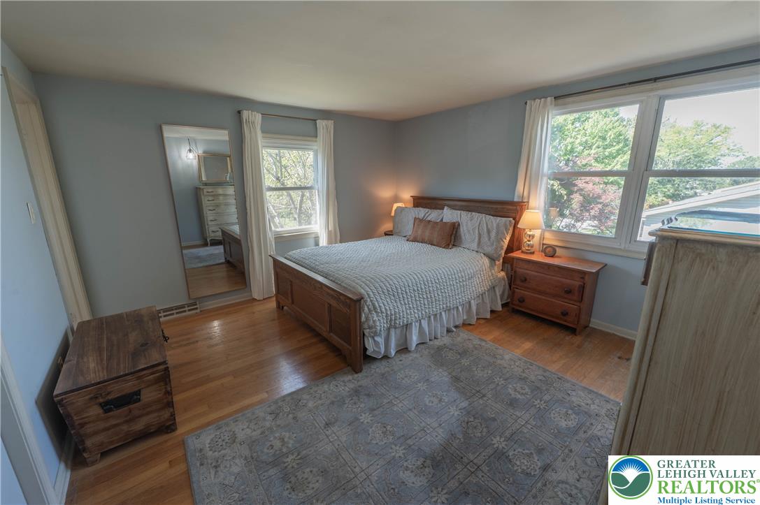 1063 Manor Drive Property Photo 18