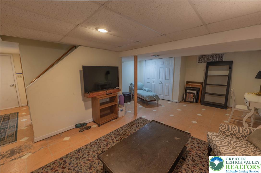 1063 Manor Drive Property Photo 22