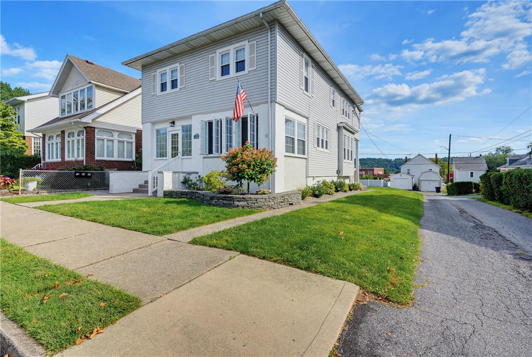 1839 Richmond Avenue Property Photo 3