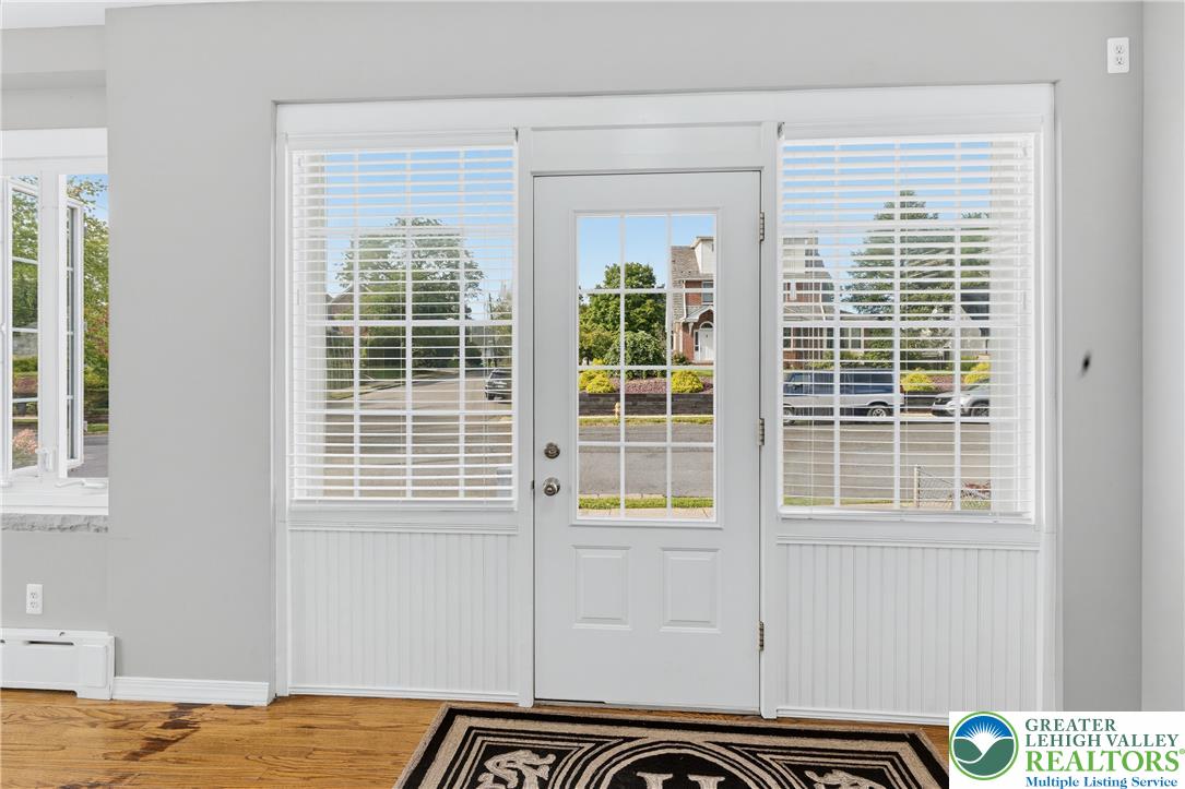 1839 Richmond Avenue Property Photo 15