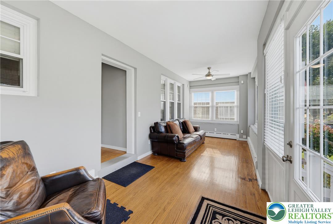 1839 Richmond Avenue Property Photo 16