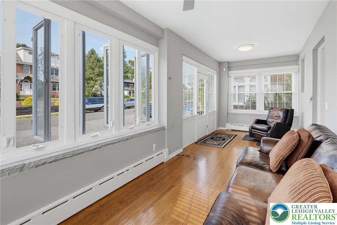 1839 Richmond Avenue Property Photo 17