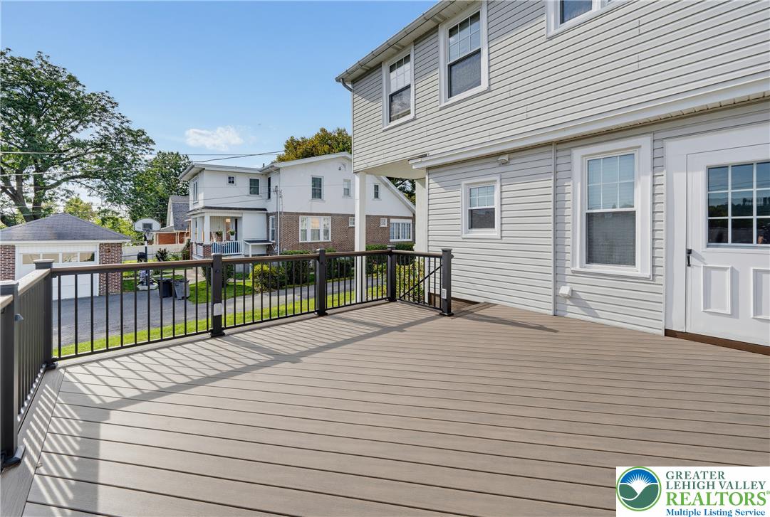 1839 Richmond Avenue Property Photo 39