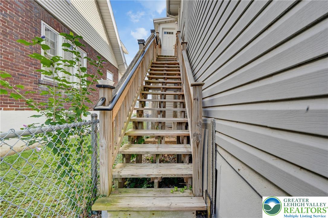 1839 Richmond Avenue Property Photo 54