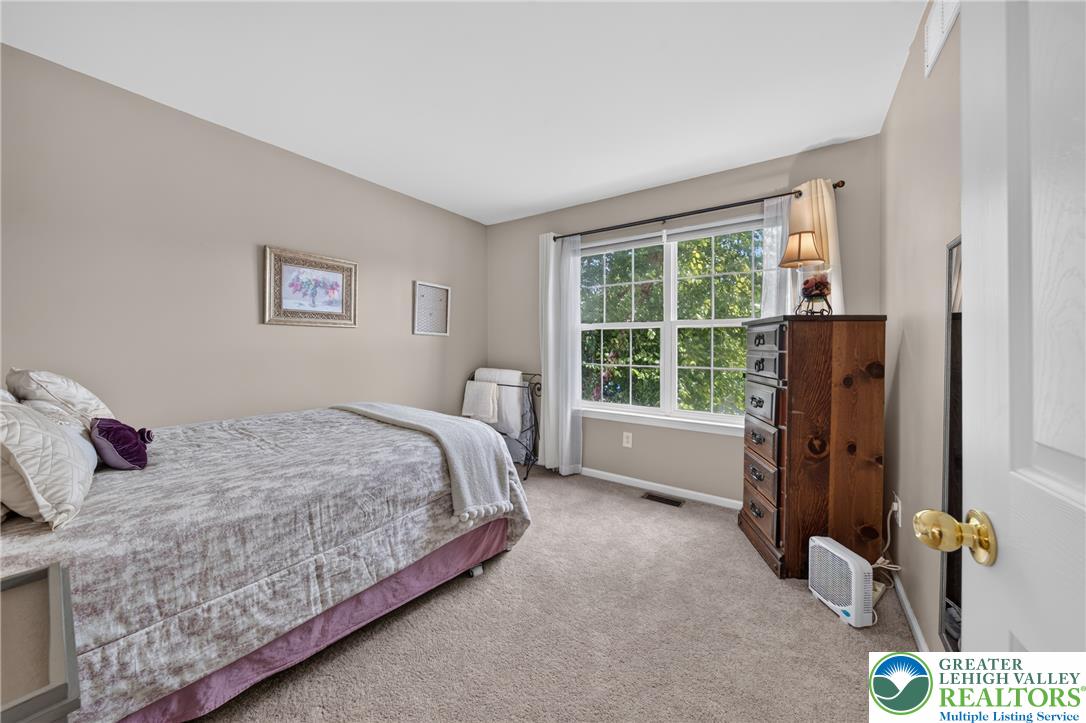 1078 King Way Property Photo 28