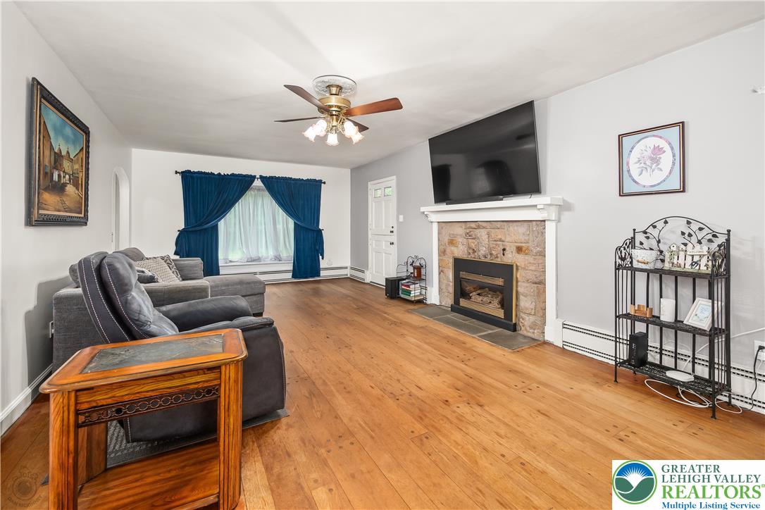 52 S. Cedar Crest Boulevard Property Photo 14