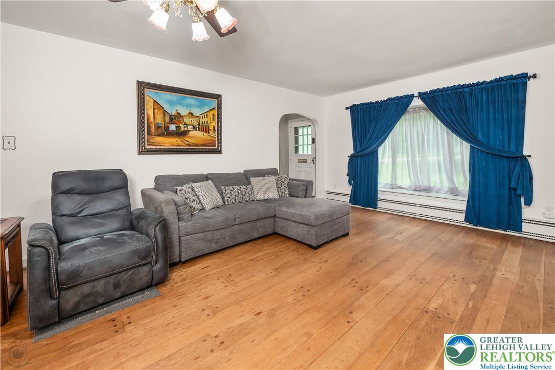 52 S. Cedar Crest Boulevard Property Photo 15