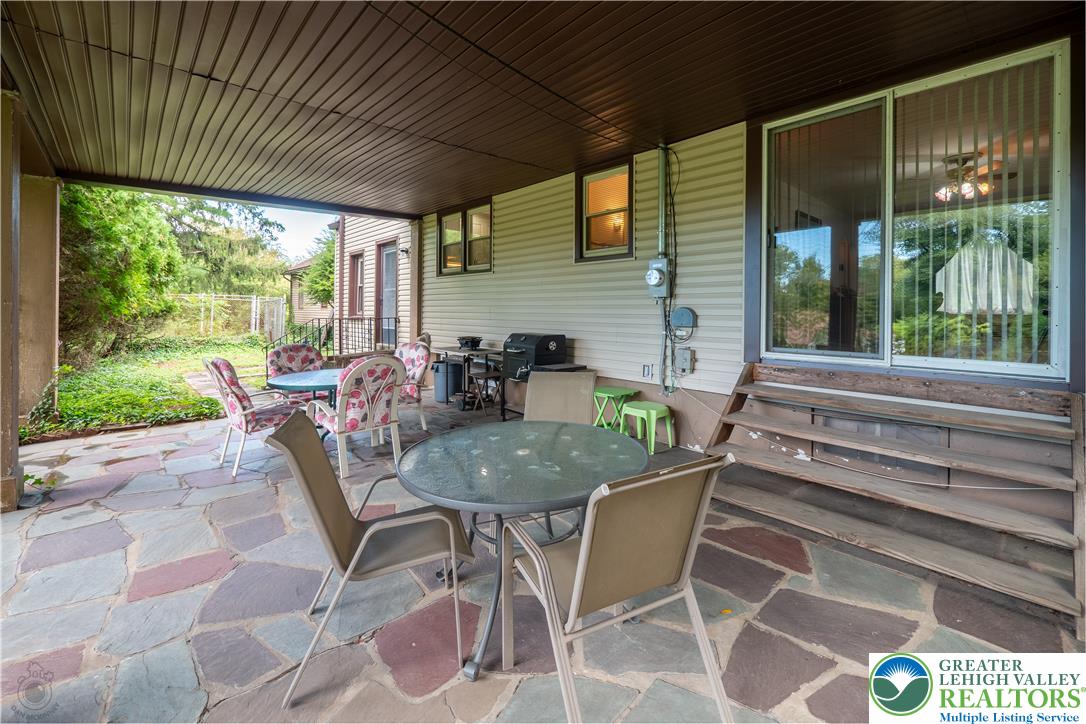 52 S. Cedar Crest Boulevard Property Photo 38