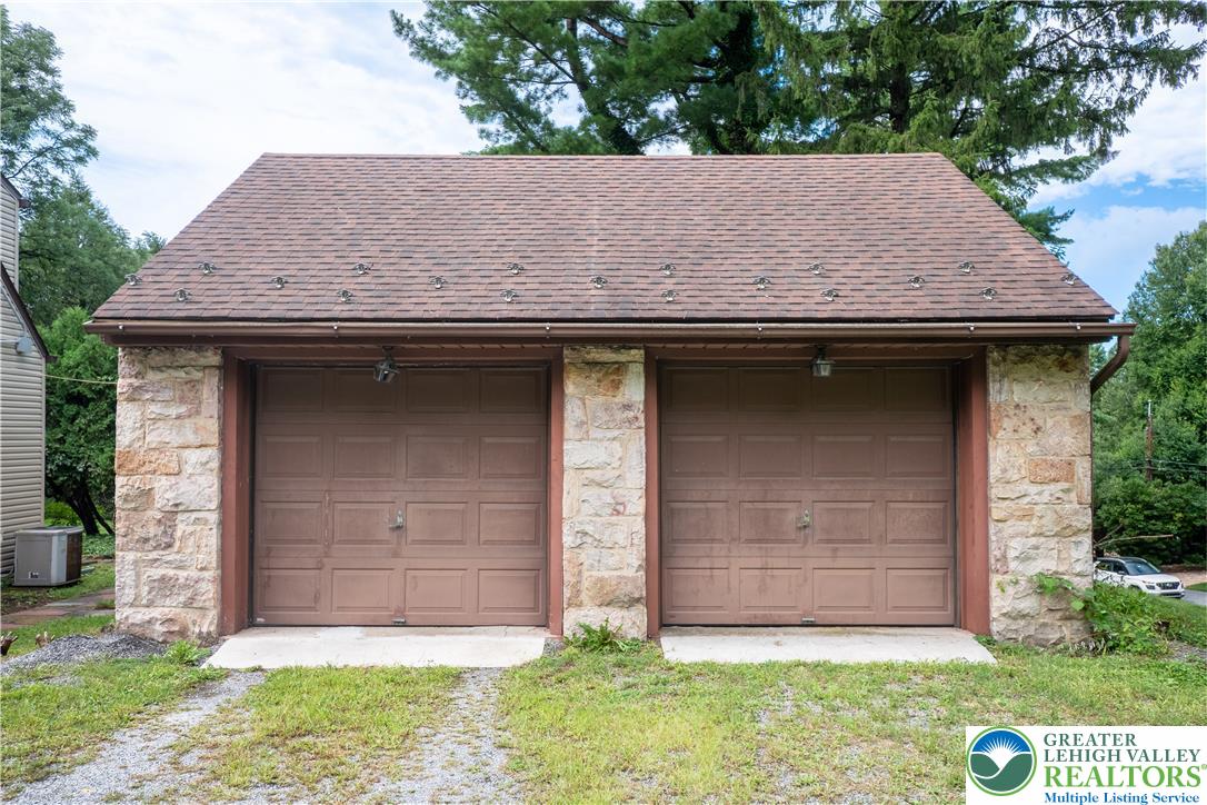52 S. Cedar Crest Boulevard Property Photo 42
