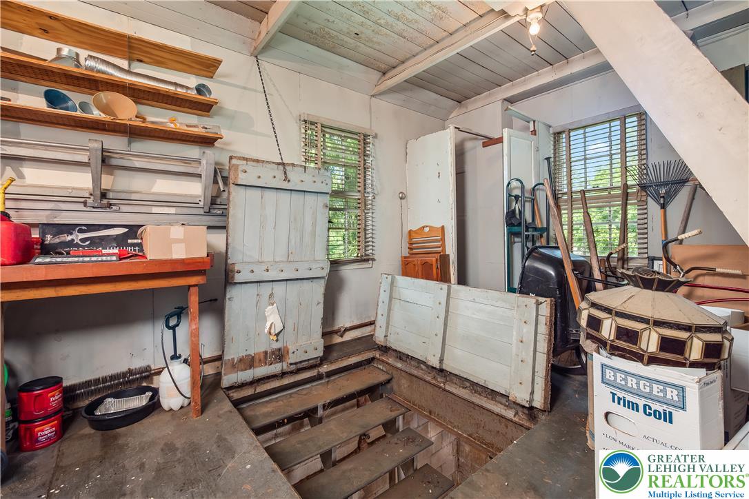 52 S. Cedar Crest Boulevard Property Photo 45