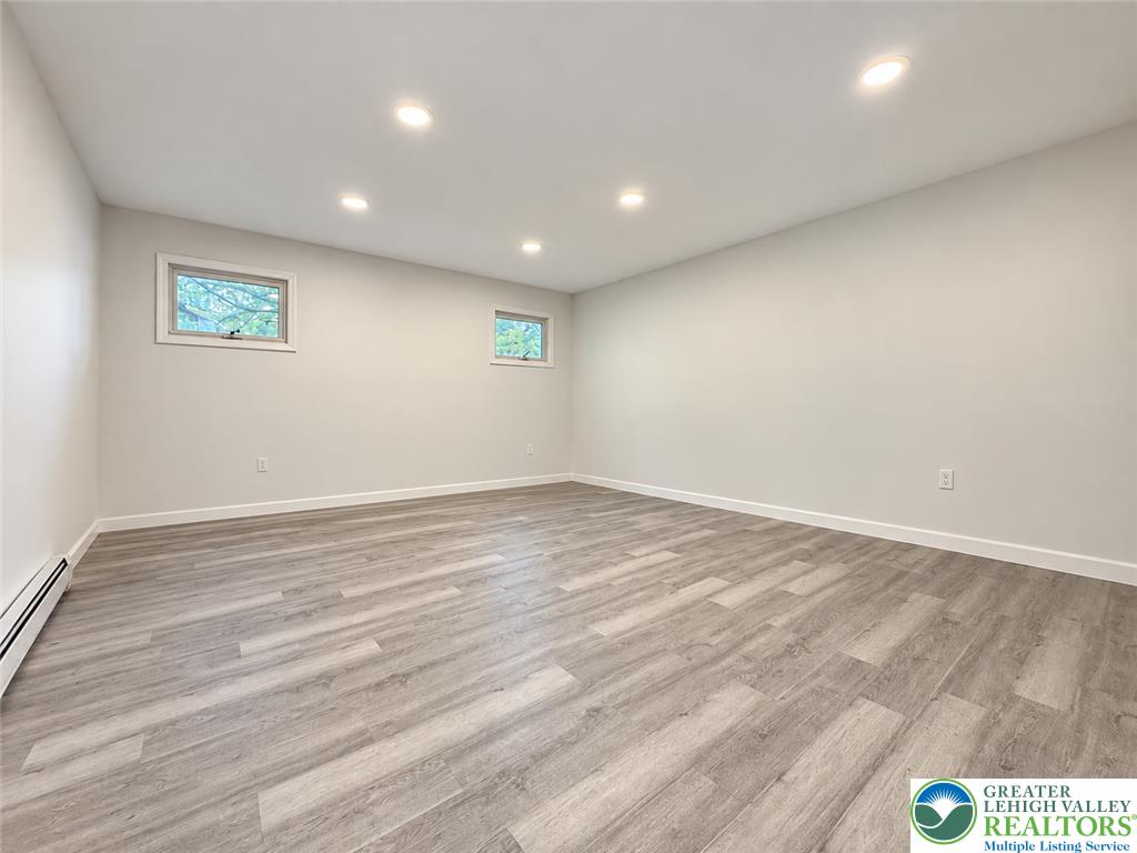 248 East Broad Street Property Photo 19