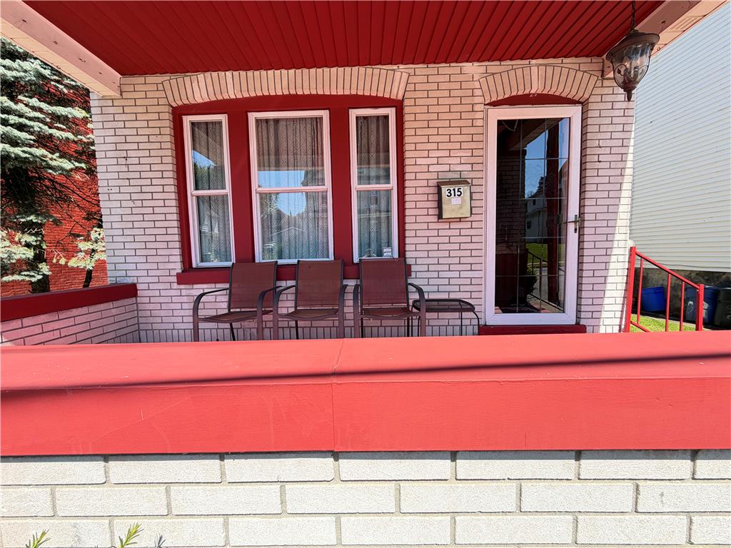315 West Berwick Street Property Photo 3