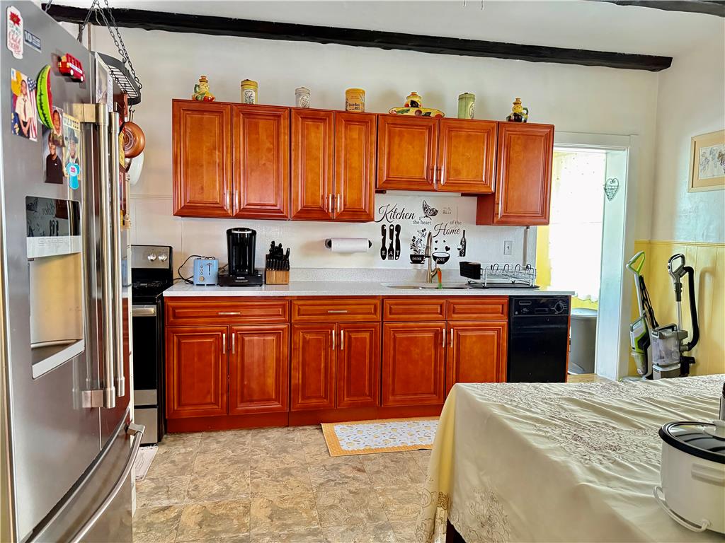 315 West Berwick Street Property Photo 10