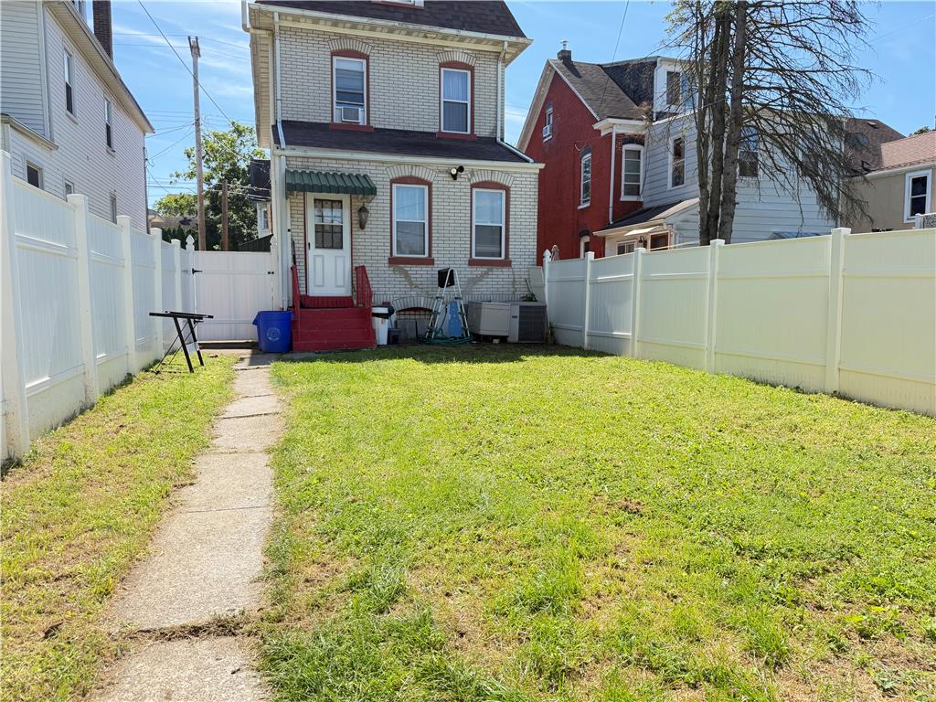 315 West Berwick Street Property Photo 22