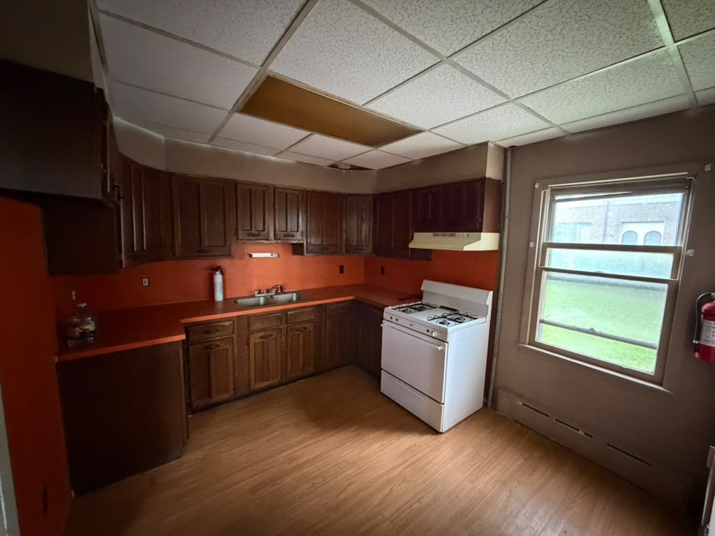 833 Walnut Avenue Property Photo 2