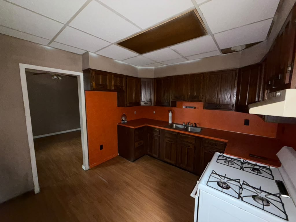 833 Walnut Avenue Property Photo 3
