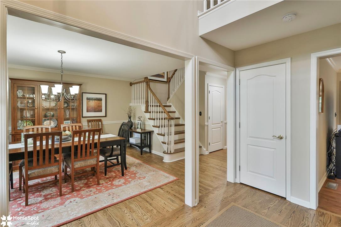 5270 Bowood Street Property Photo 5