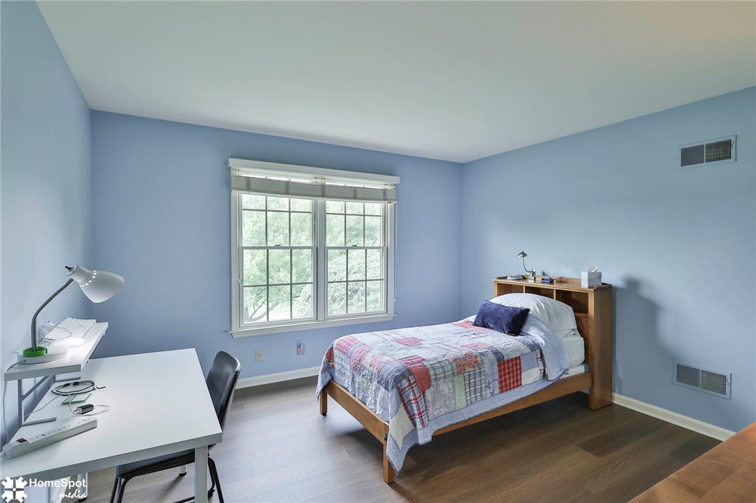 5270 Bowood Street Property Photo 31