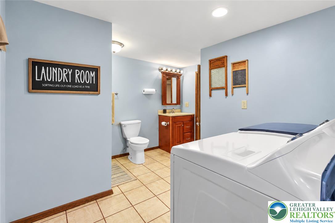 175 Deer Trail Drive Property Photo 39