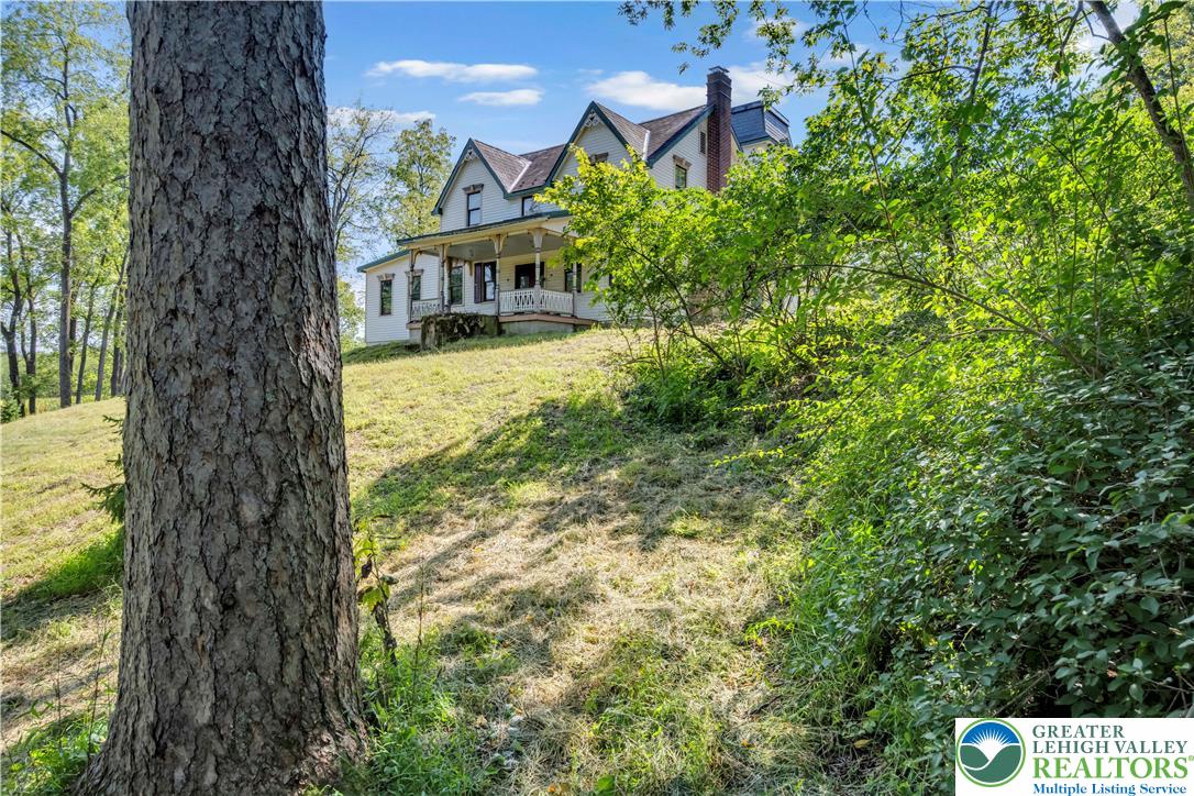 384 Henry Road Property Photo 1
