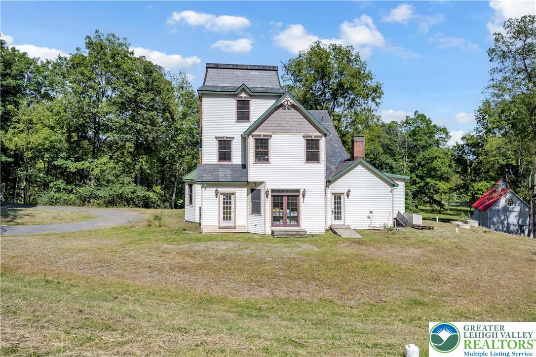 384 Henry Road Property Photo 18