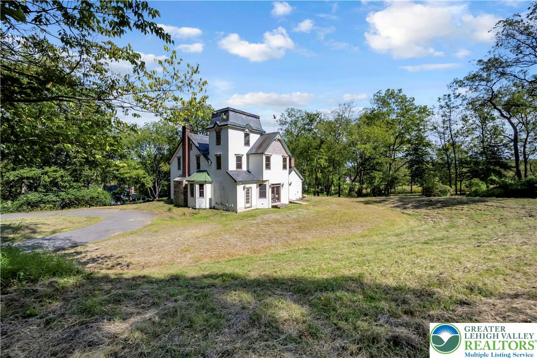 384 Henry Road Property Photo 19