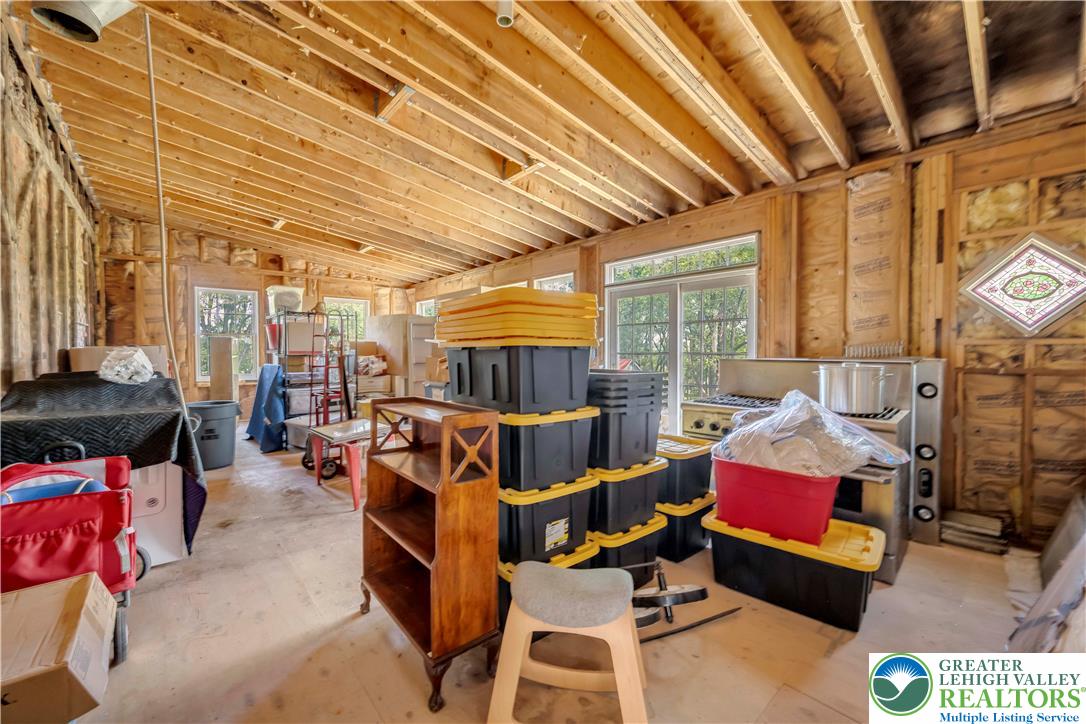 384 Henry Road Property Photo 33