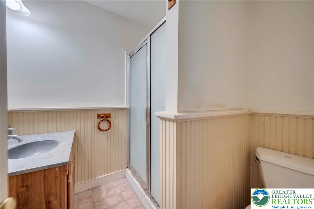 384 Henry Road Property Photo 39