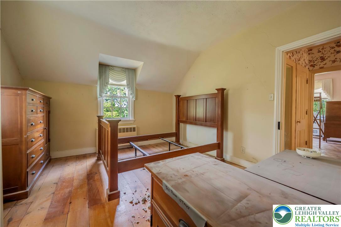 384 Henry Road Property Photo 40