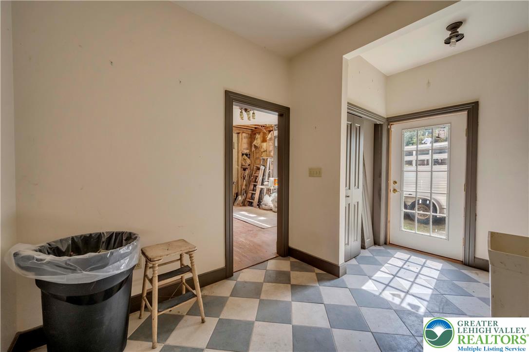 384 Henry Road Property Photo 54
