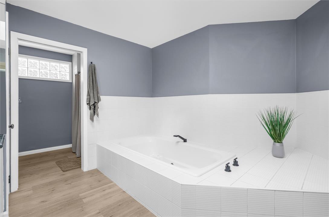 3453 Trexler Boulevard Property Photo 16