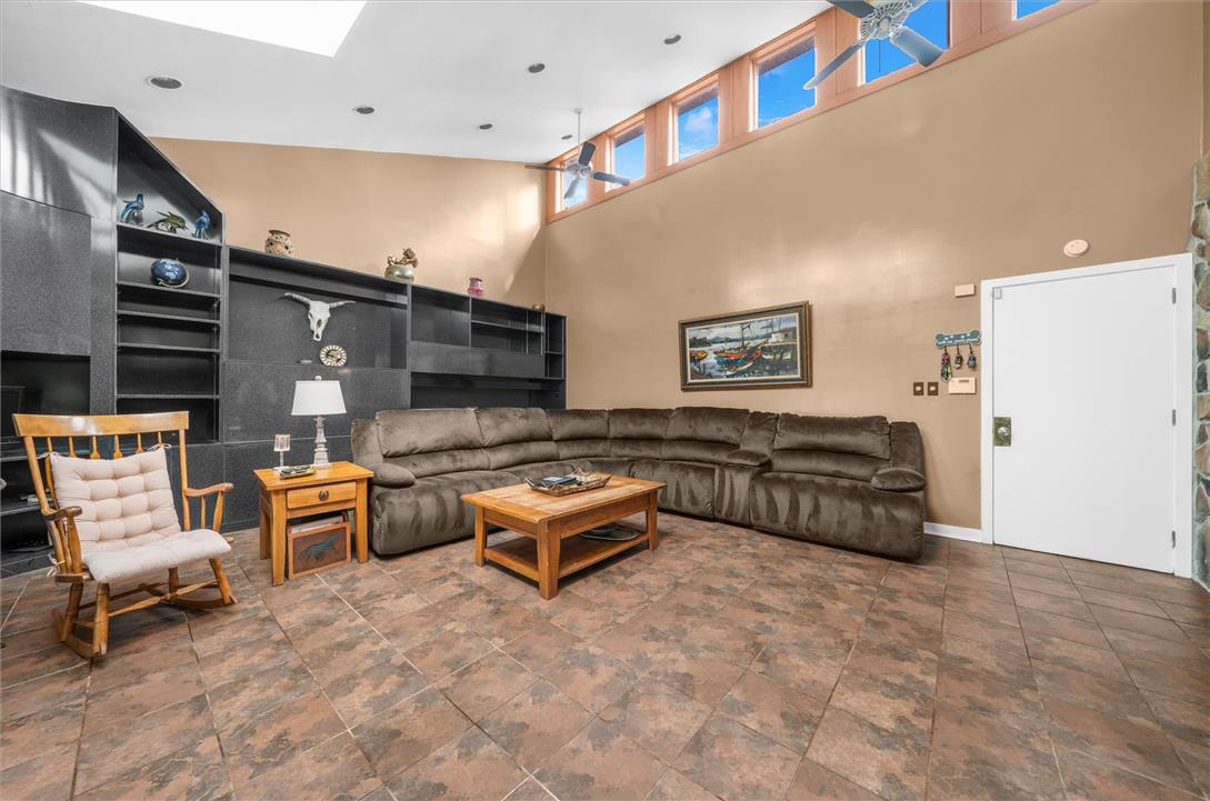 3453 Trexler Boulevard Property Photo 25