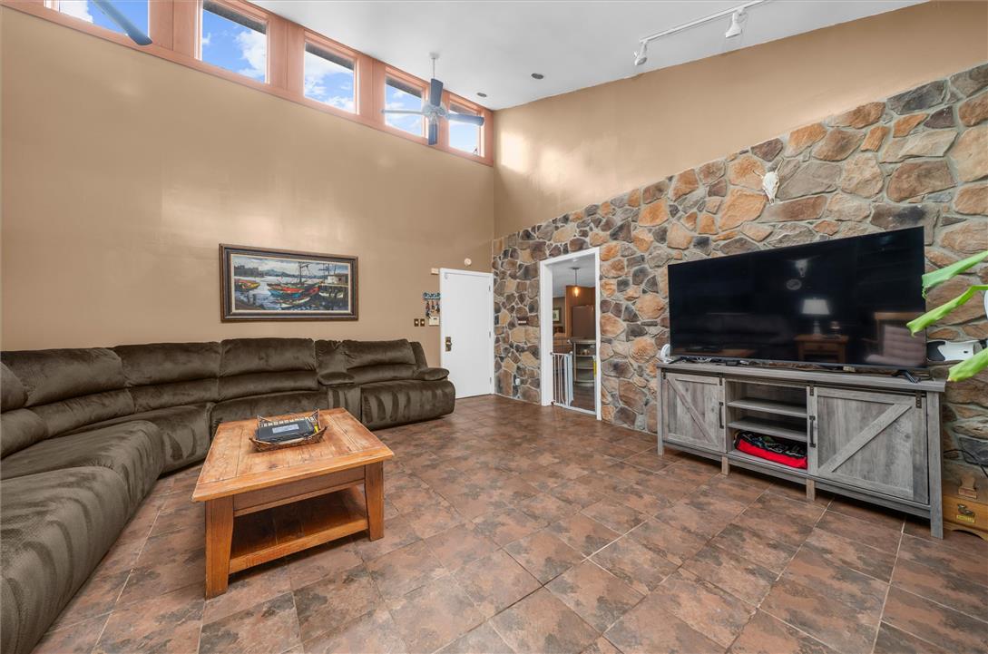 3453 Trexler Boulevard Property Photo 26