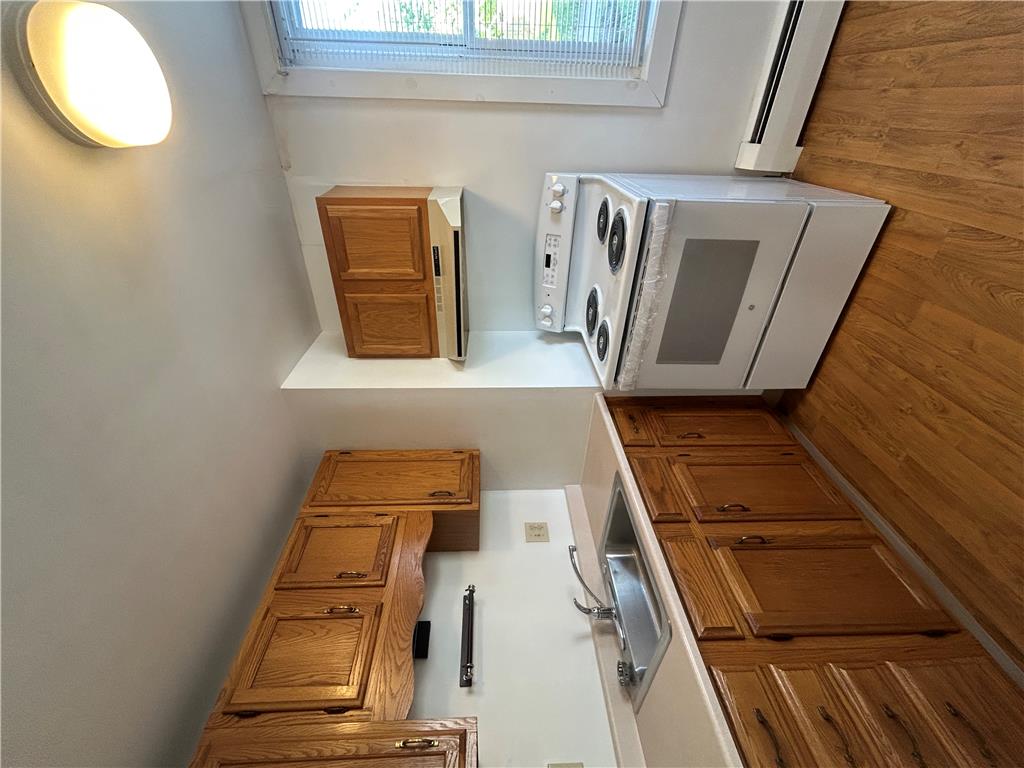 431 Maple Street Property Photo 7