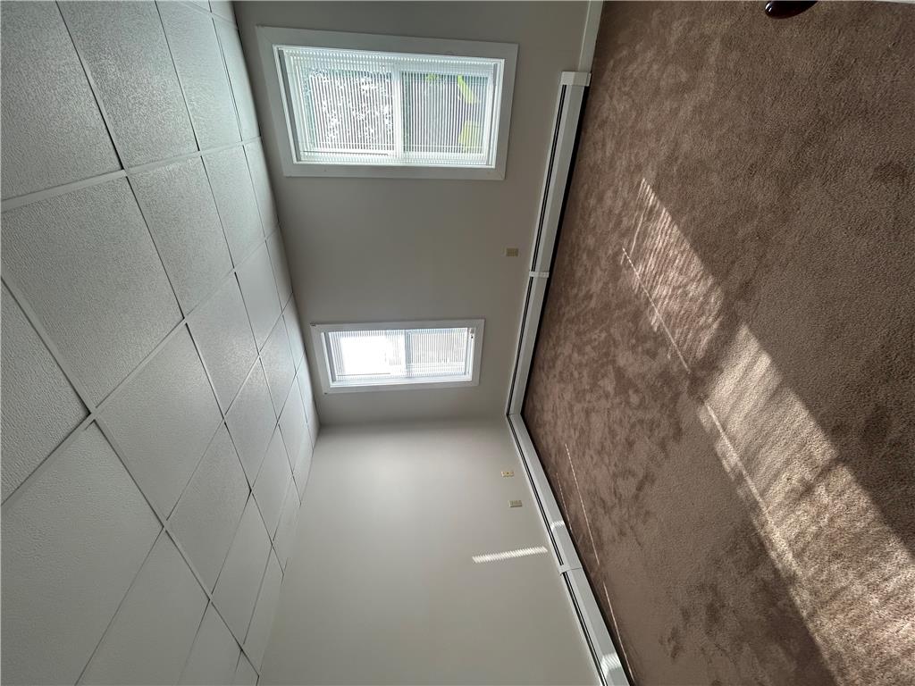 431 Maple Street Property Photo 9