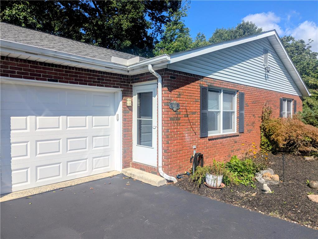 4112 Mink Road Property Photo 4
