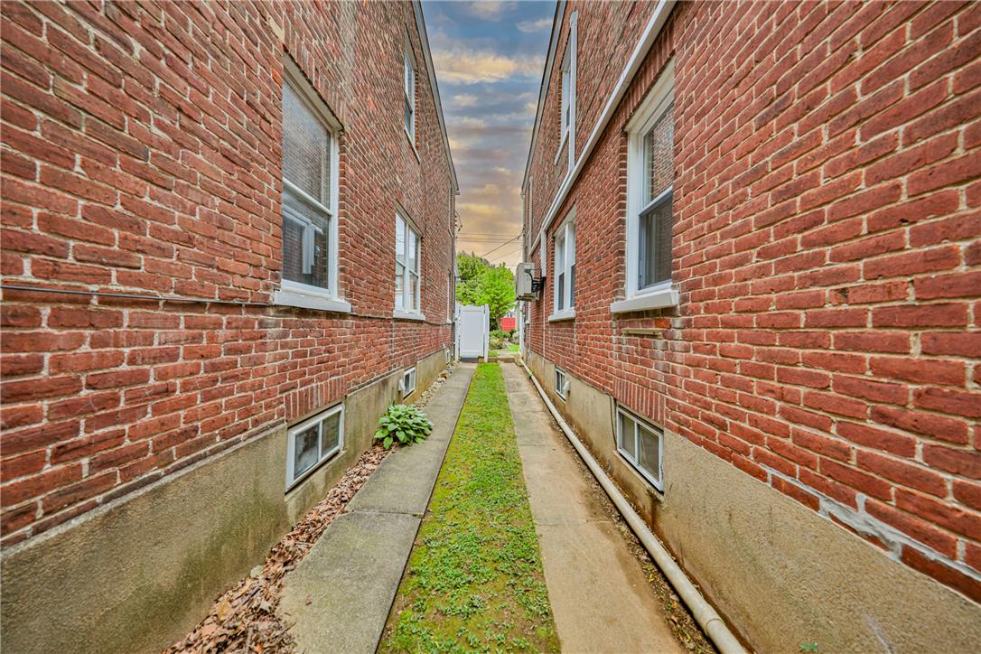 2107 West Washington Street Property Photo 58