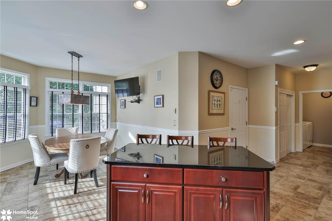 480 Inverness Circle Property Photo 14