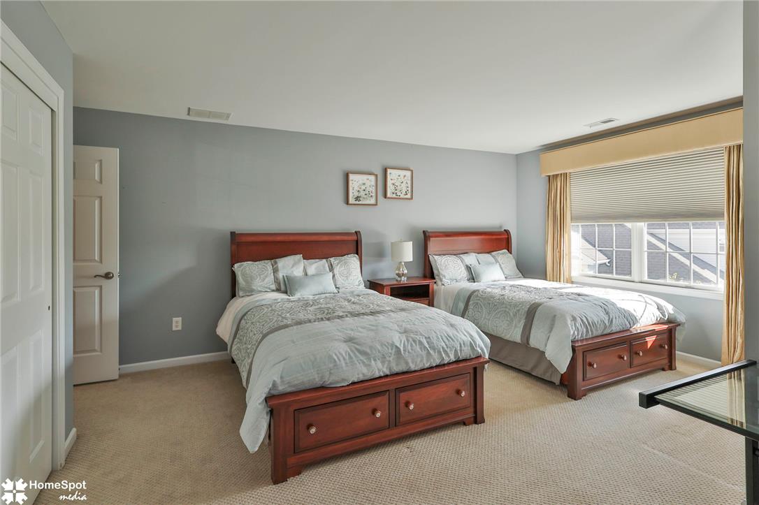 480 Inverness Circle Property Photo 44
