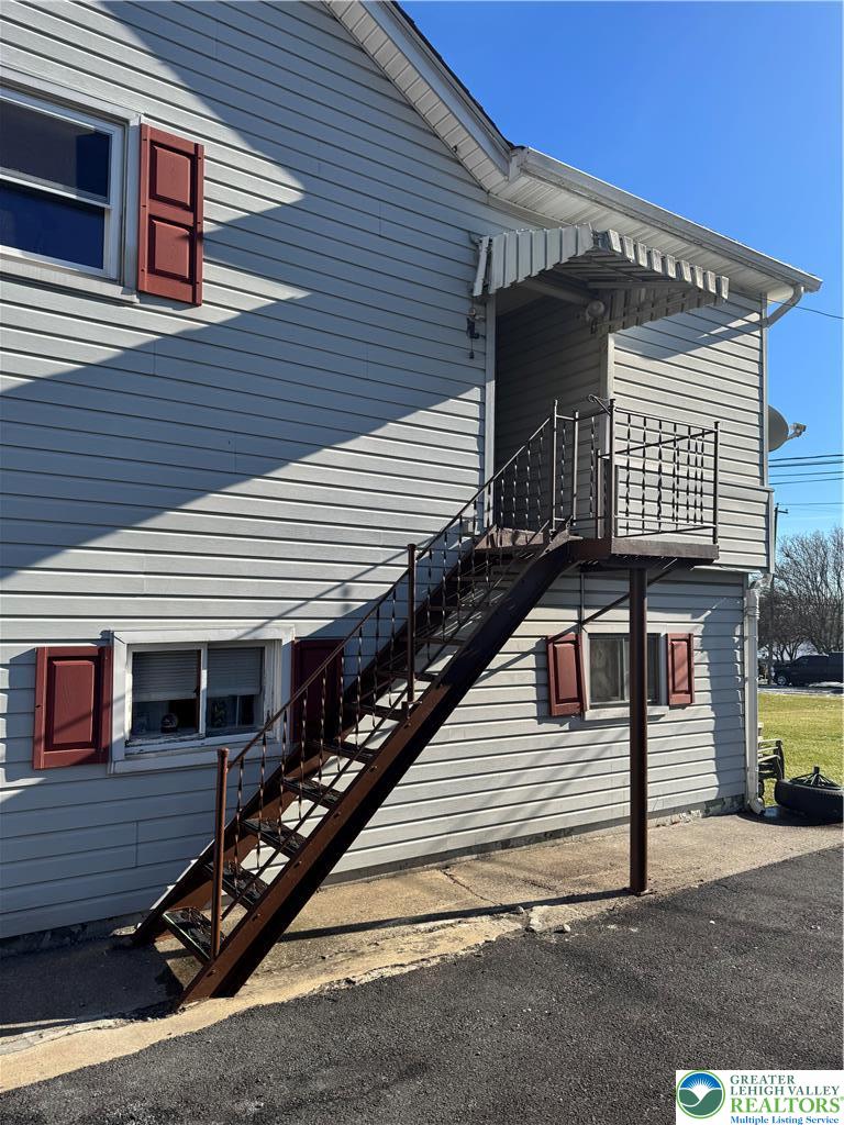 516 Heckman Avenue Property Photo 3
