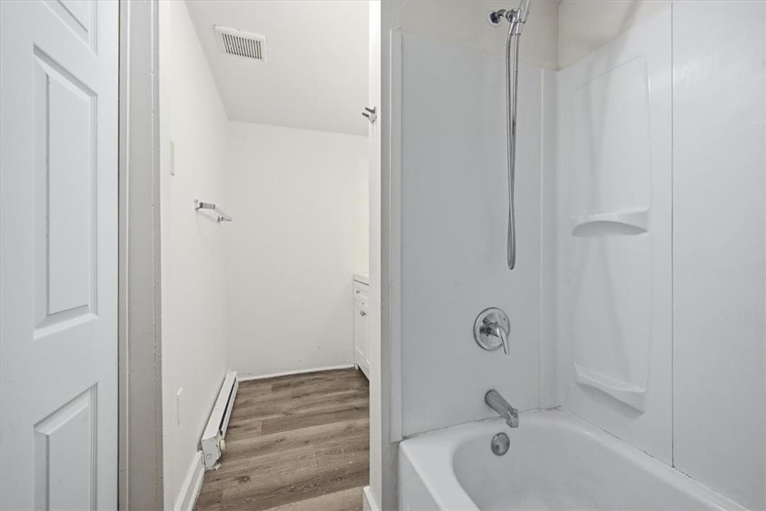 395 West Allen Street Property Photo 15