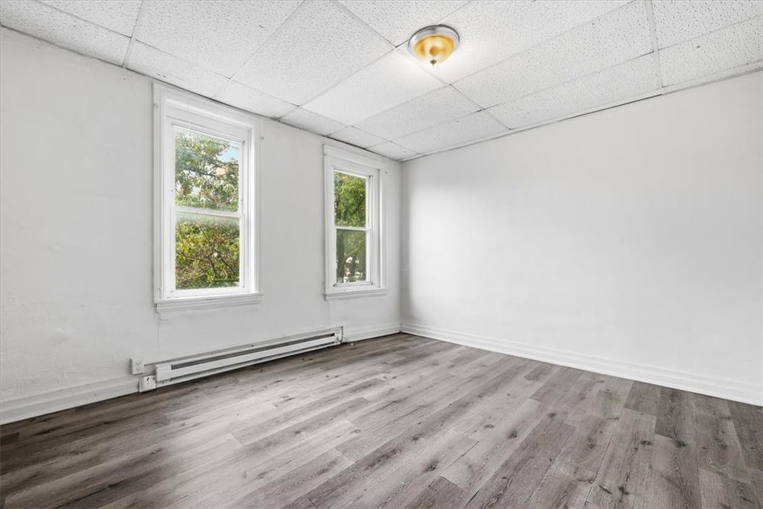 395 West Allen Street Property Photo 20