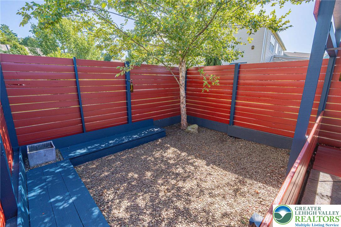 6667 Sunningham Lane Property Photo 45