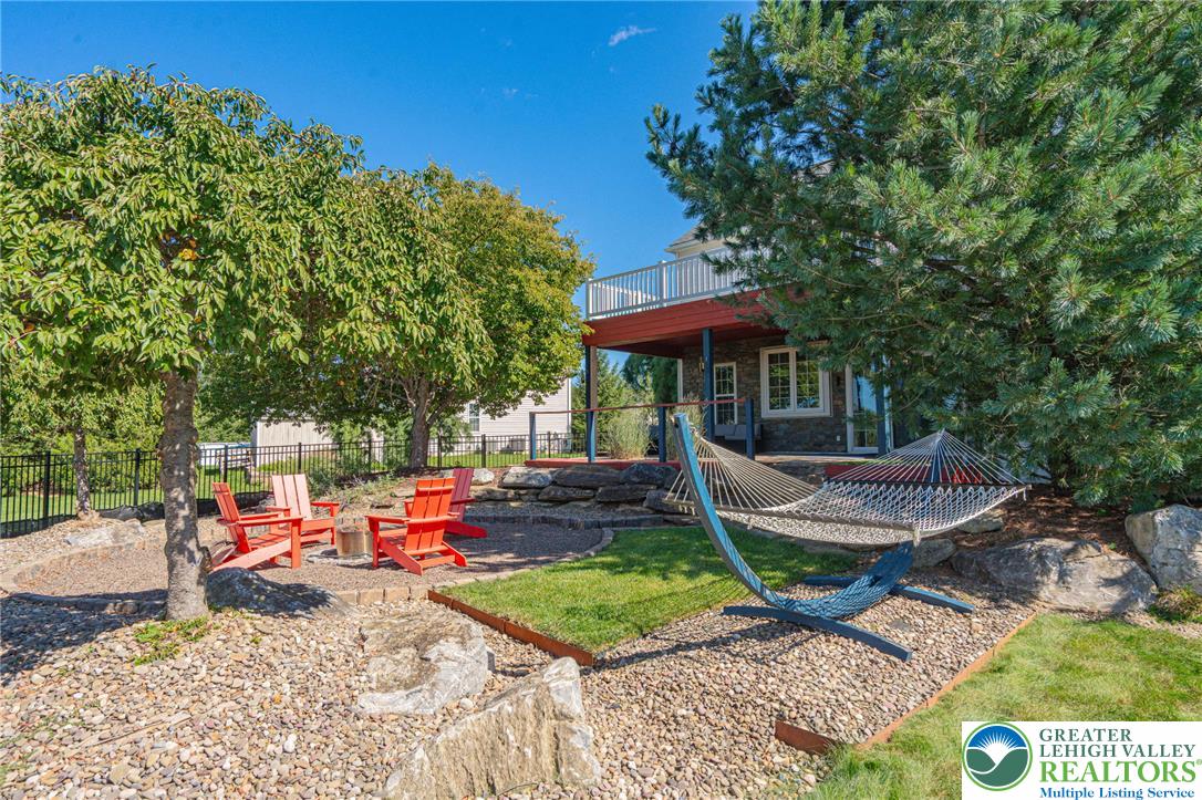 6667 Sunningham Lane Property Photo 46